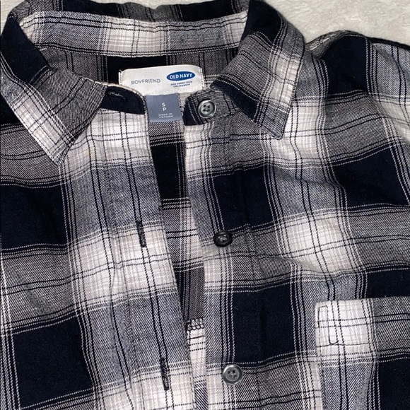 Black white and grey flannel - Picture 3 of 3